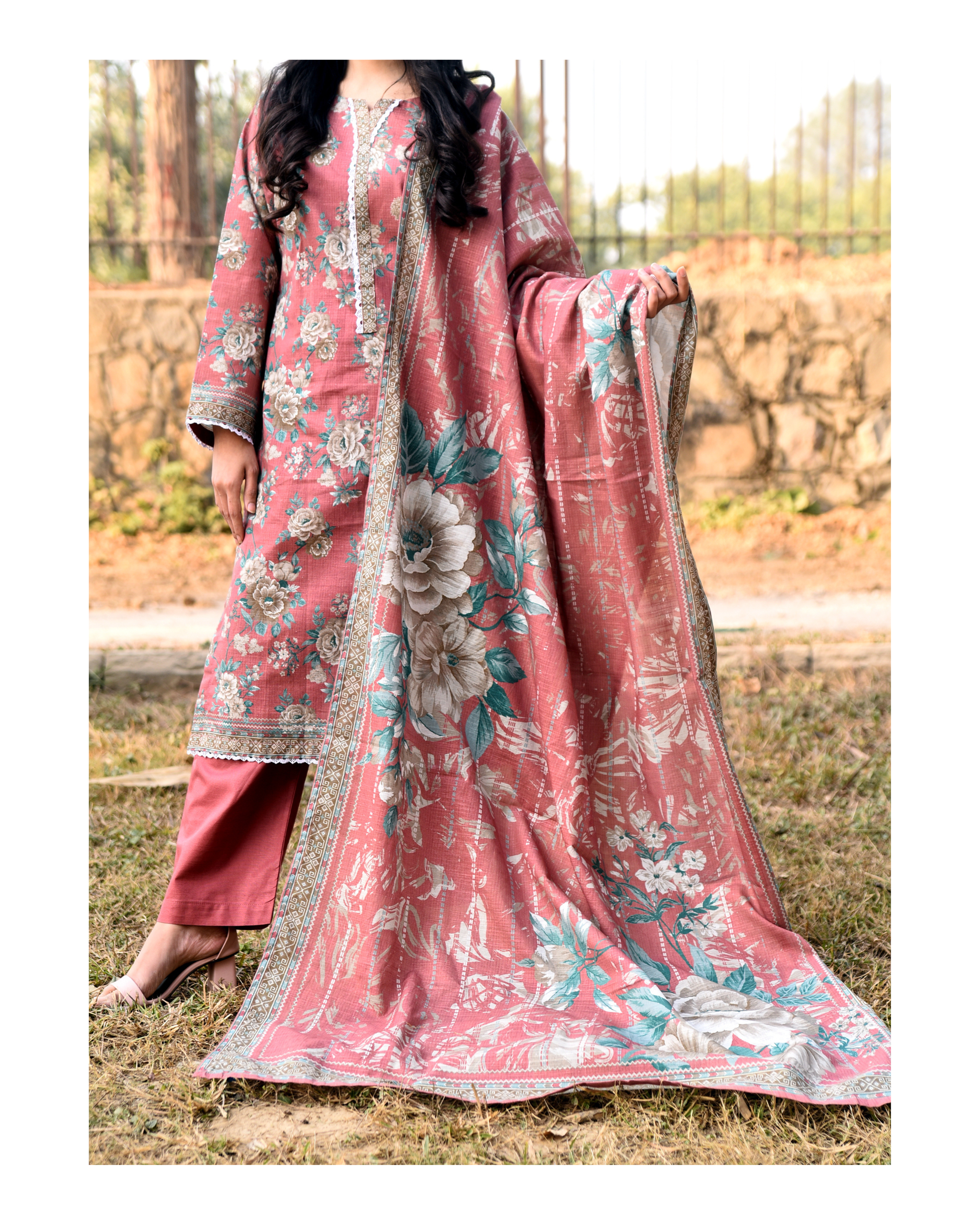 AMÈLORE Women’s 3-Piece Muted Pink Khaddar Suit – Soft Winter Embroidered Elegance