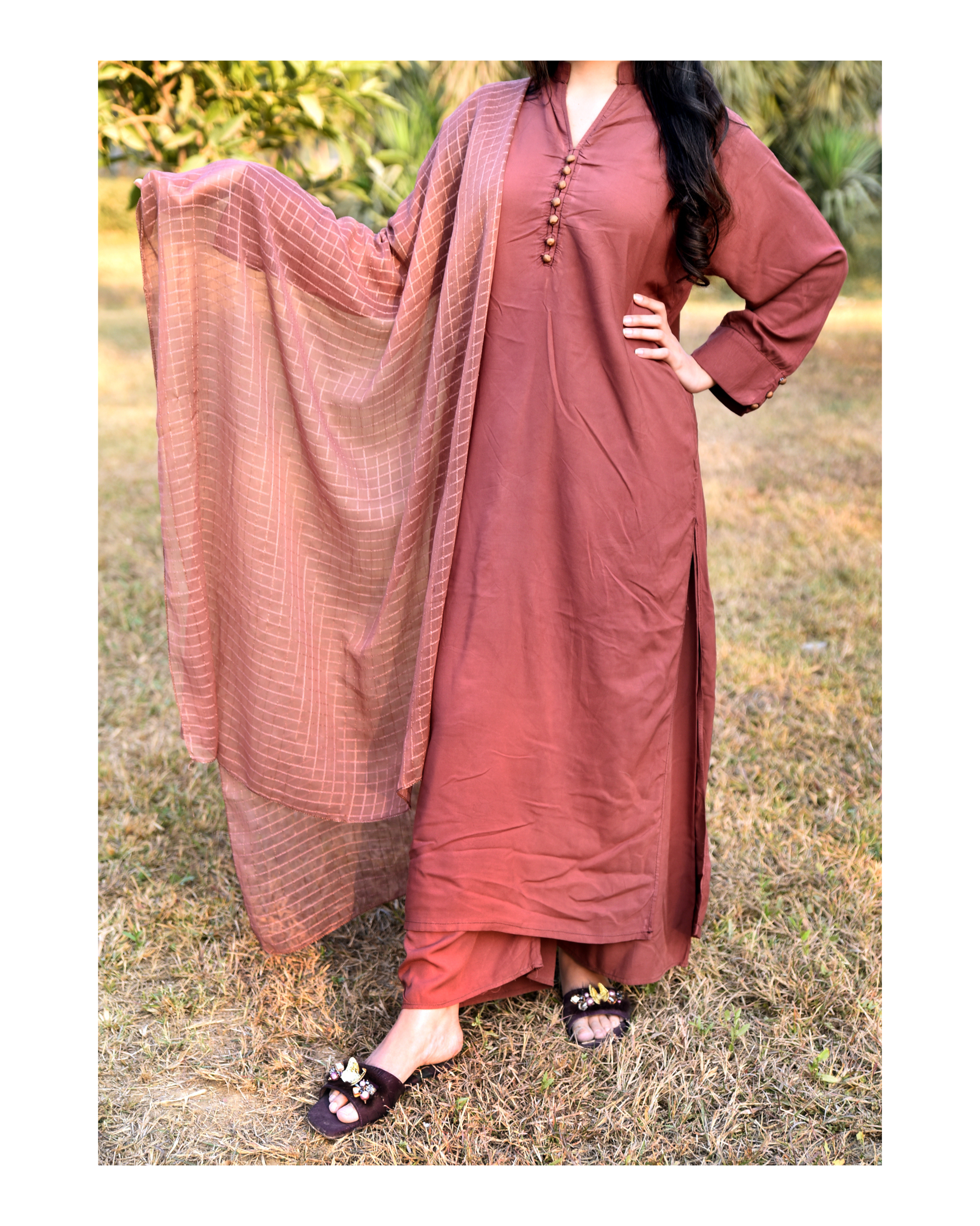 AMÈLORE Women’s Dusty Rose Brown Linen Long Shirt Set – Elegant Winter Ensemble with Chiffon Dupatta